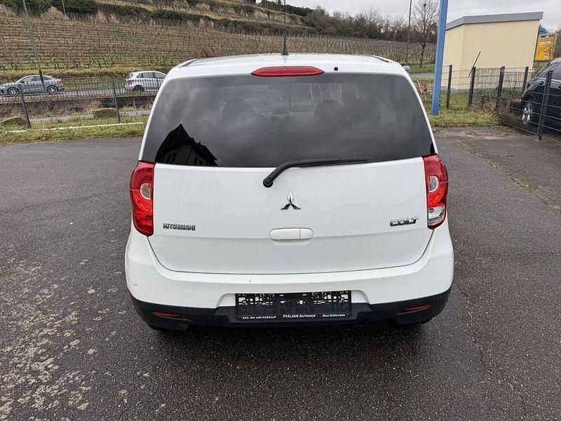 Gebraucht Mitsubishi Colt Edition 95 PS (69 kW) 2010 Weiß Kleinwagen
