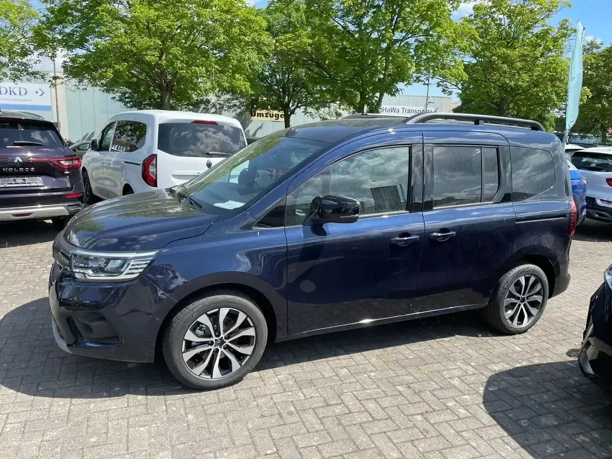 Gebraucht Renault Kangoo Komfort 89 kW (122 PS) 2025 Cavansitblau blue mb 589 Van / Kleinbus