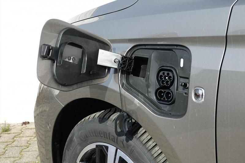 Nouă VW Caddy Maxi Style 150 CP (110 kW) 2026 Metallic Monovolum
