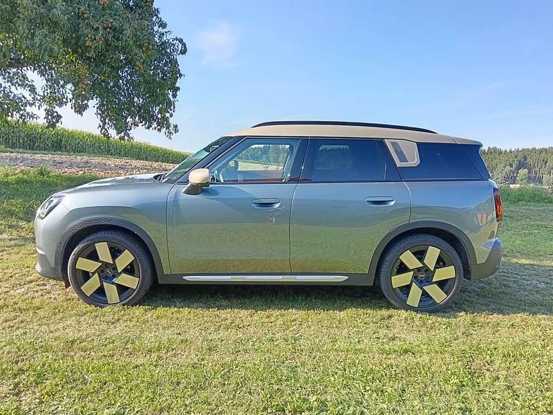 Gebraucht Mini Countryman Favoured 156 PS (114 kW) 2023 SUV