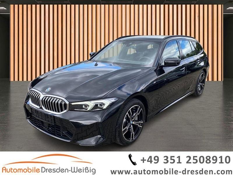 Schwarz Gebraucht 2024 BMW 330 M Sport Kombi | 37.980 € - Bild 1/4