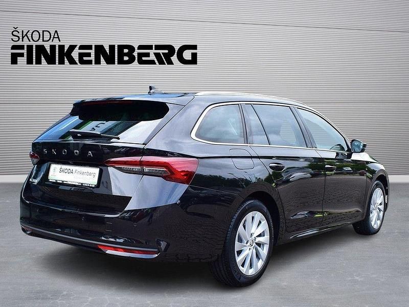 Gebraucht Skoda Octavia Selection 150 PS (110 kW) 2025 Schwarz Kombi