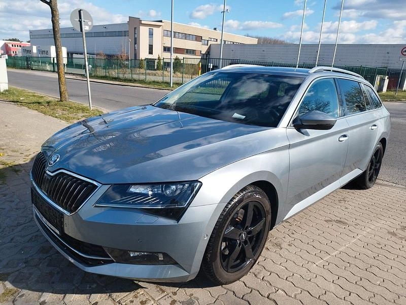 Gebraucht Skoda Superb 120 PS (88 kW) 2017 Kombi