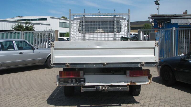 Gebraucht Mercedes Sprinter 82 PS (60 kW) 2000 Weiß Van