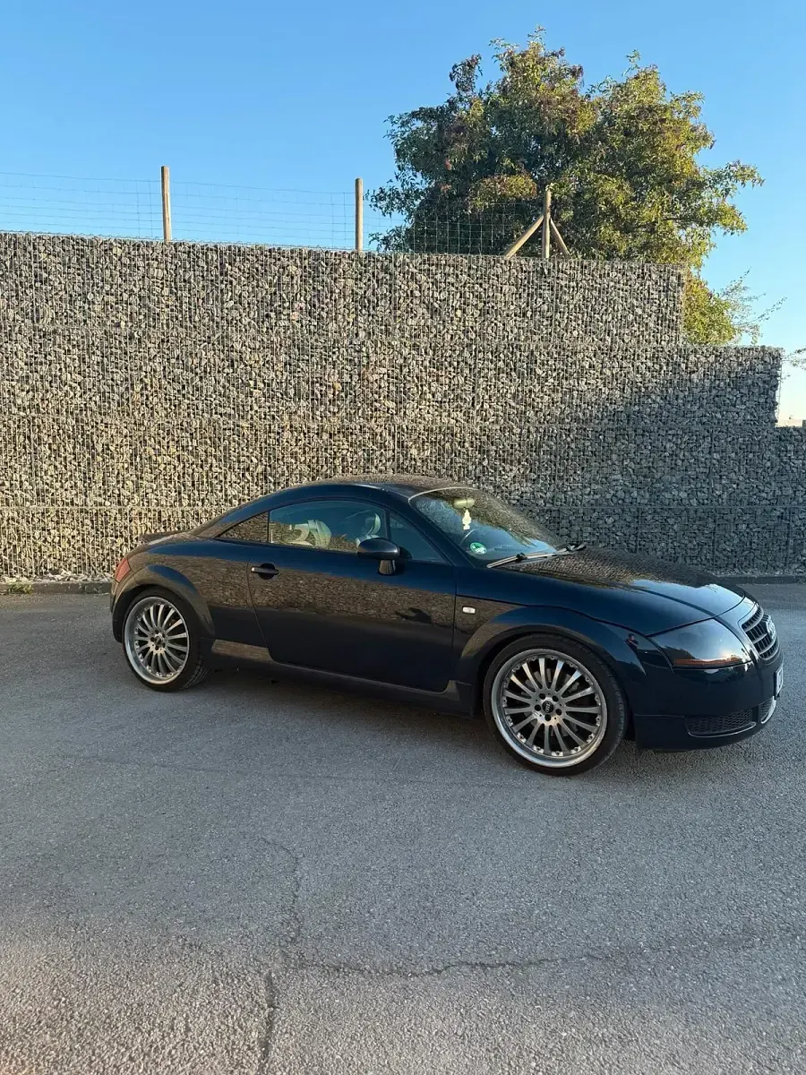 Gebraucht Audi TT Basis 150 PS (110 kW) 2003 Blau Coupé