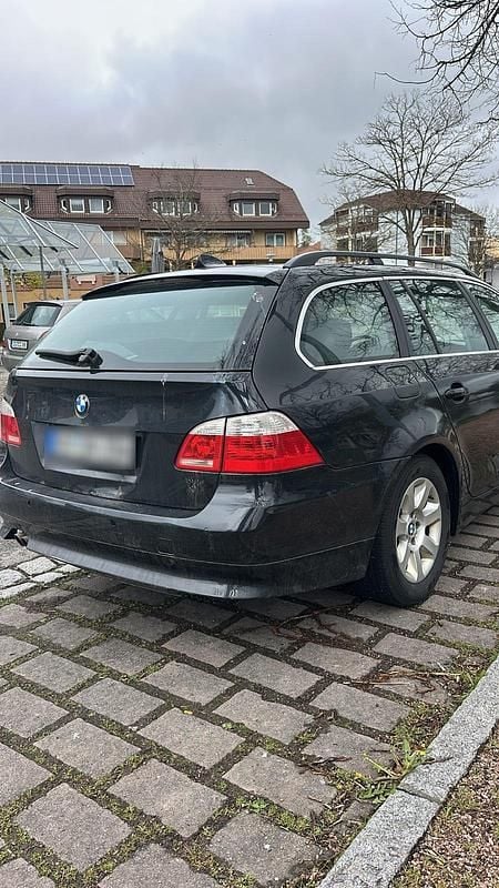 Gebraucht BMW 530 231 PS (169 kW) 2006 Schwarz Kombi