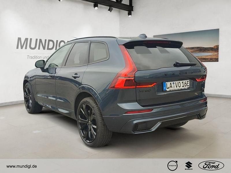 Gebraucht Volvo XC60 Plus 310 PS (228 kW) 2025 Denim blue / metallic SUV