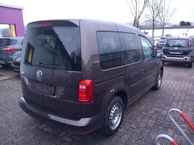 Chestnut brown metallic chestnut brown metallic Gebraucht 2020 VW Caddy Trendline Van / Kleinbus | 21.132 € (Teuer) - Bild 1/4