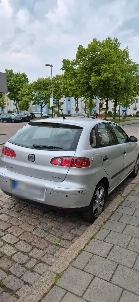 Gebraucht Seat Ibiza 75 PS (55 kW) 2005 Silber Kleinwagen
