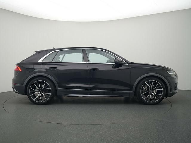 Gebraucht Audi Q8 Ambiente 286 PS (210 kW) 2019 Orcaschwarz metallic SUV