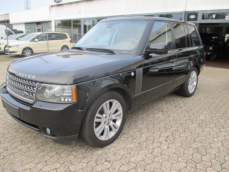 Schwarz Gebraucht 2010 Land Rover Range Rover Vogue SUV | 11.990 € (Etwas zu teuer) - Bild 1/4