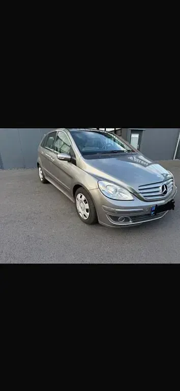 Gebraucht Mercedes B200 136 PS (100 kW) 2006 Grau Van / Kleinbus
