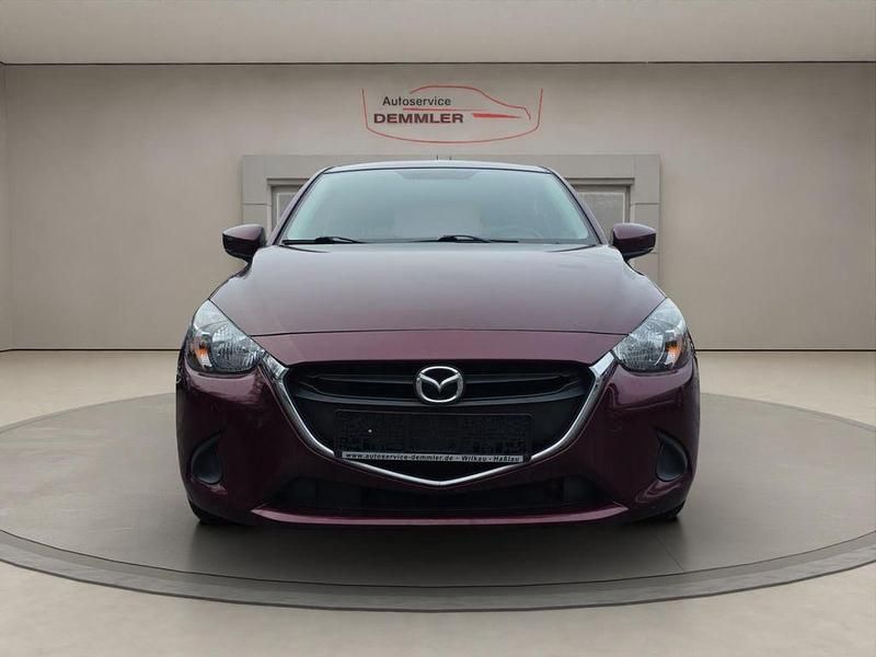 Gebraucht Mazda 2 Center-Line 75 PS (55 kW) 2019 Deep crimson mc Kleinwagen