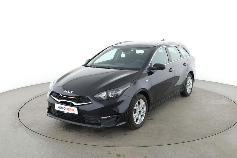 Schwarz Gebraucht 2024 Kia Ceed Vision Kleinwagen | 22.500 € (Fairer Preis) - Bild 1/3