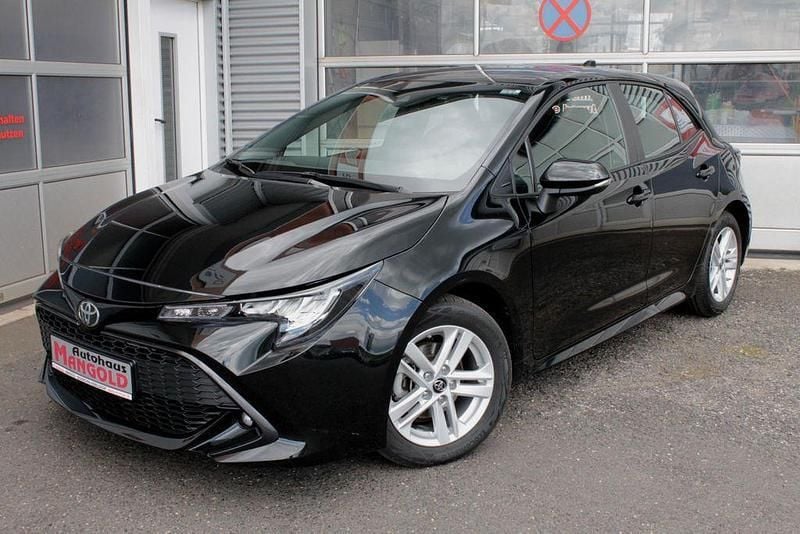 Gebraucht 2019 Toyota Corolla Comfort Limousine | 15.390 € (Guter Preis) - Bild 1/4