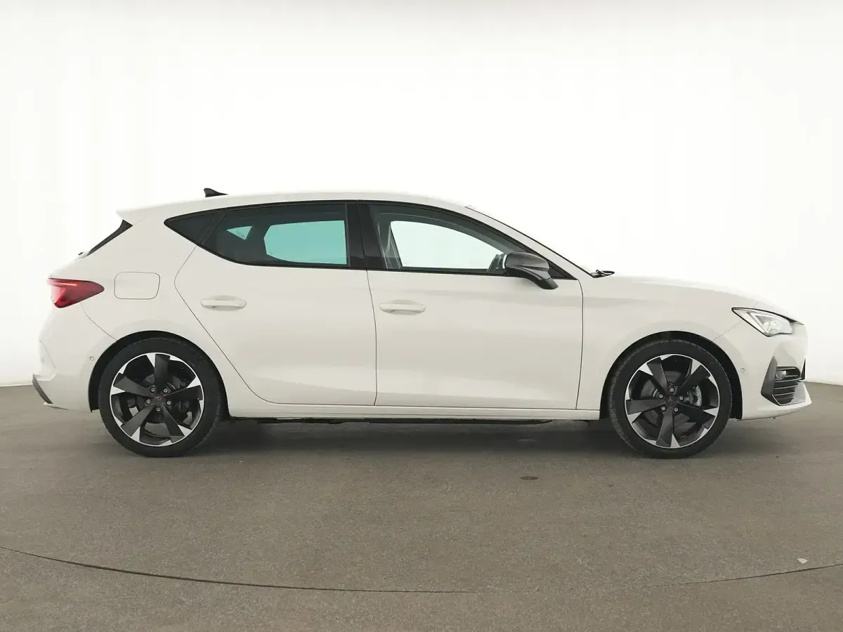 Gebraucht Cupra Leon 204 PS (150 kW) 2023 Candy weiss Limousine