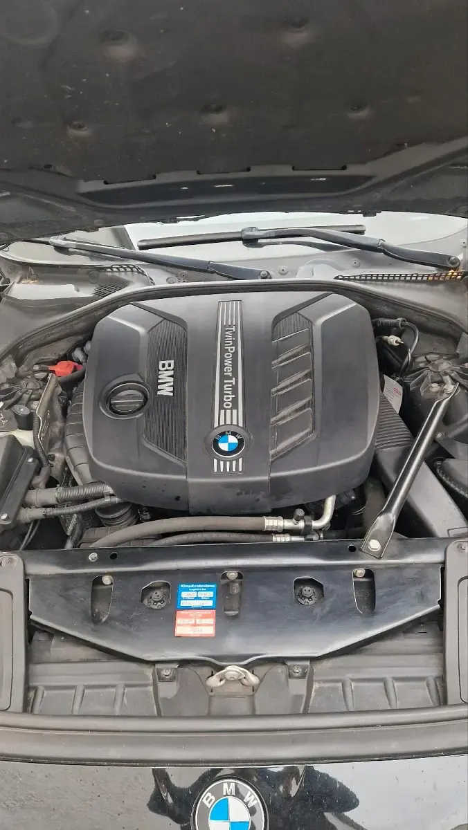 Second-hand BMW 520 184 CP (135 kW) 2013 Negru Break