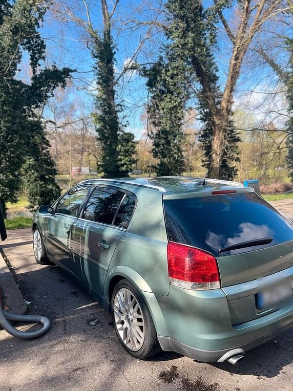 Gebraucht Opel Signum 155 PS (114 kW) 2004 Andere farben Kleinwagen