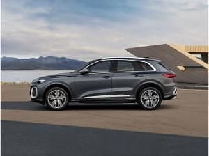 Neu Audi SQ5 367 PS (269 kW) 2026 Grau SUV