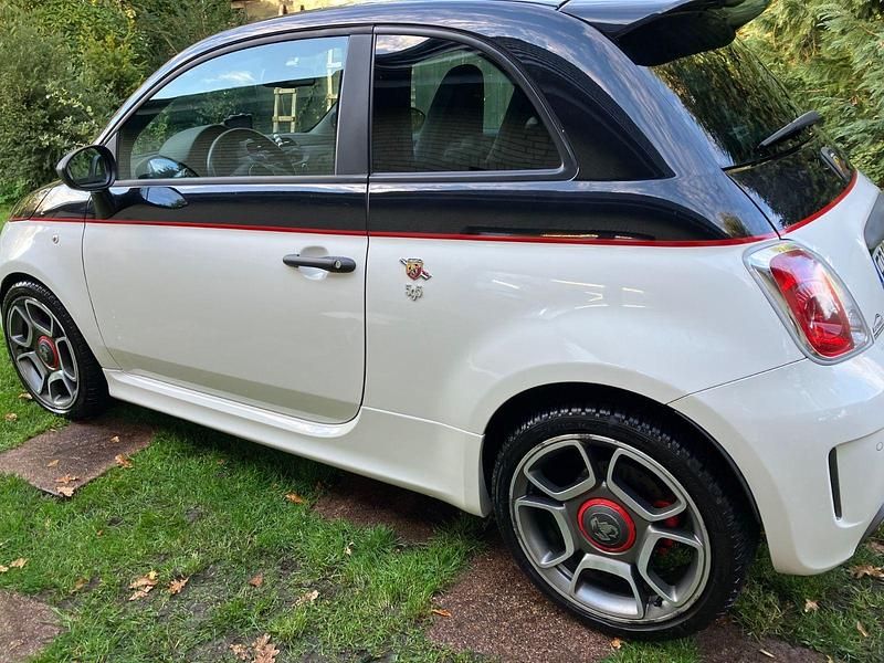Gebraucht Abarth 595 Competizione 179 PS (131 kW) 2016 Weiß Kleinwagen