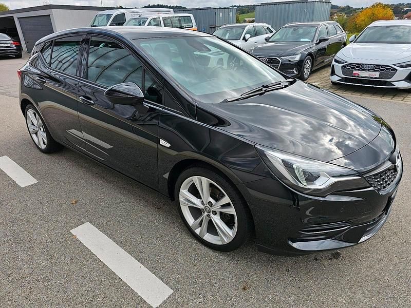 Gebraucht Opel Astra Ultimate 145 PS (106 kW) 2021 Schwarz Limousine