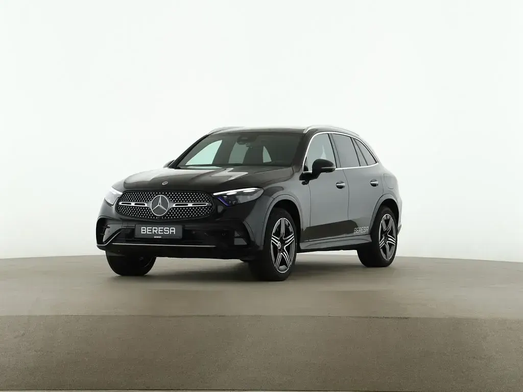 Gebraucht Mercedes GLC300de AMG 333 PS (244 kW) 2026 Schwarz SUV