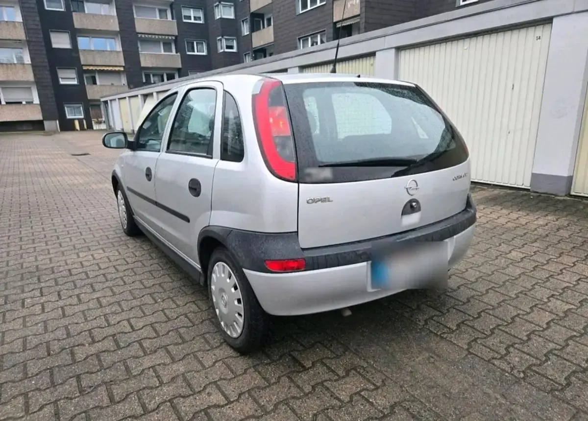Usata Opel Astra 75 CV (55 kW) 2002 Argento Utilitaria
