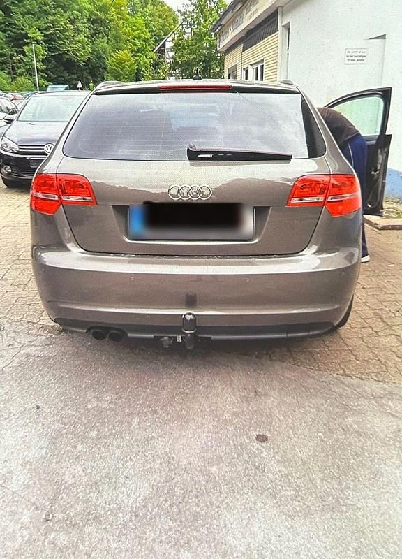 Gebraucht Audi A3 Attraction 125 PS (91 kW) 2011 Kombi