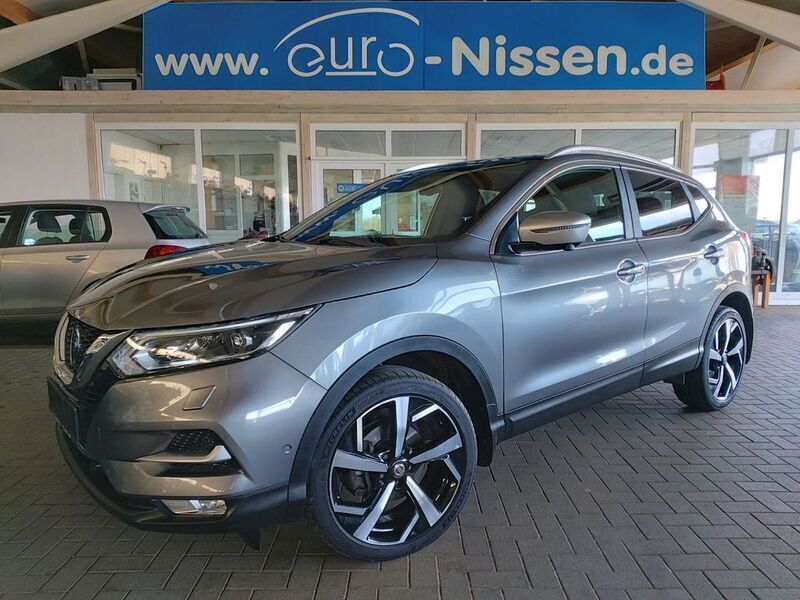 Grau Gebraucht 2019 Nissan Qashqai Tekna SUV | 16.950 € (Etwas zu teuer) - Bild 1/4