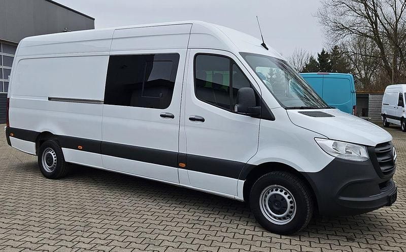 Gebraucht Mercedes Sprinter 170 PS (125 kW) 2023 Weiß Van