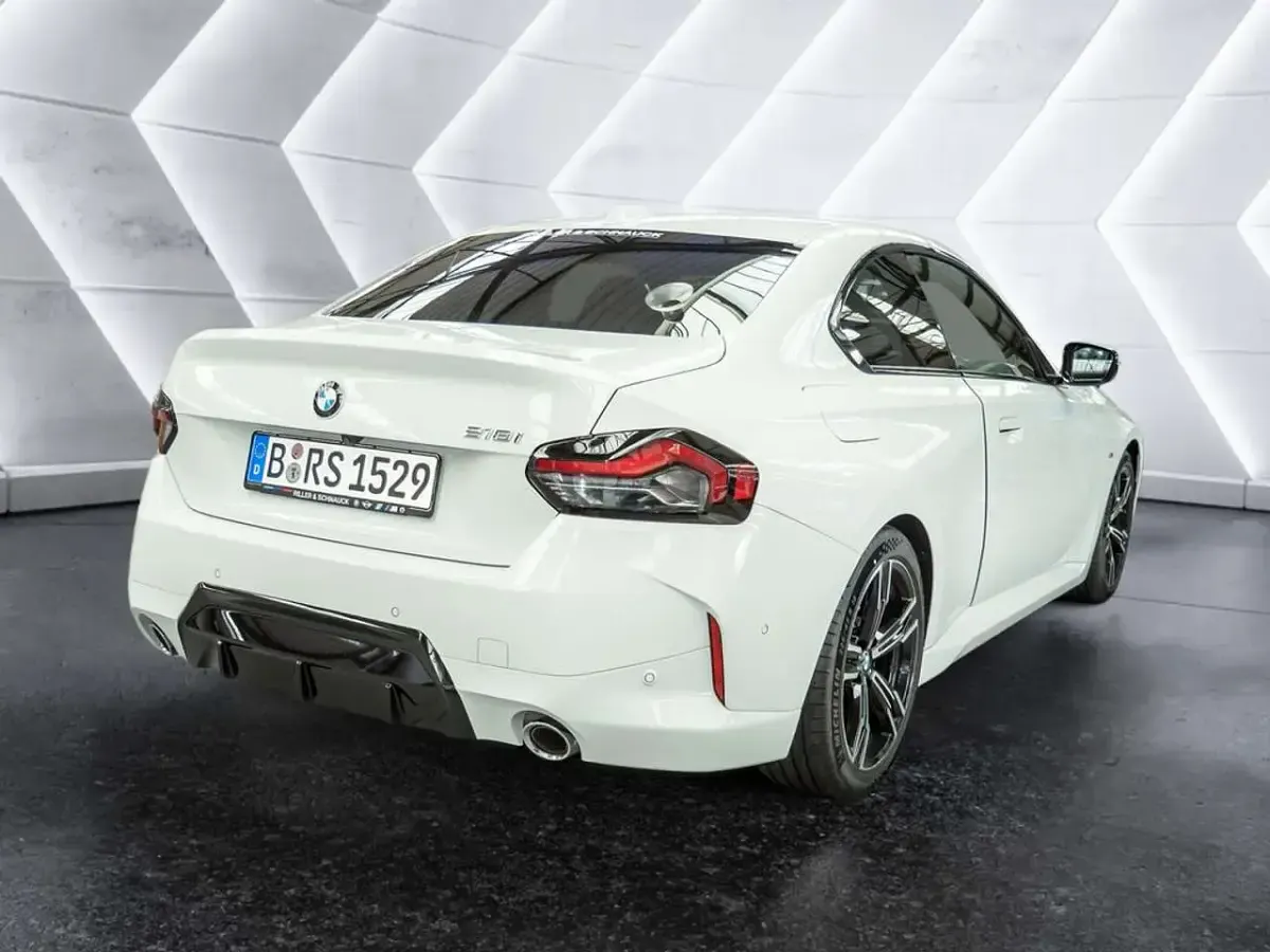 Neu BMW 218 M Sport 156 PS (114 kW) 2026 Weiß Coupé