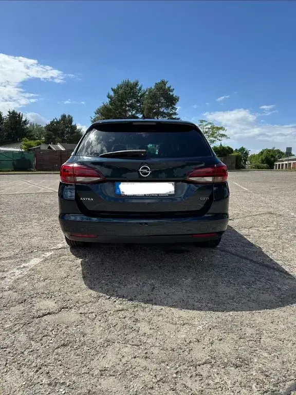 Gebraucht Opel Astra Dynamic 136 PS (100 kW) 2016 Grün Kombi