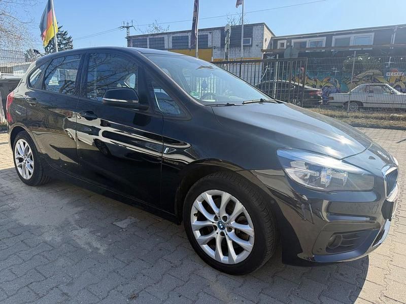 Gebraucht BMW 225 Advantage 136 PS (100 kW) 2017 Schwarz Kombi