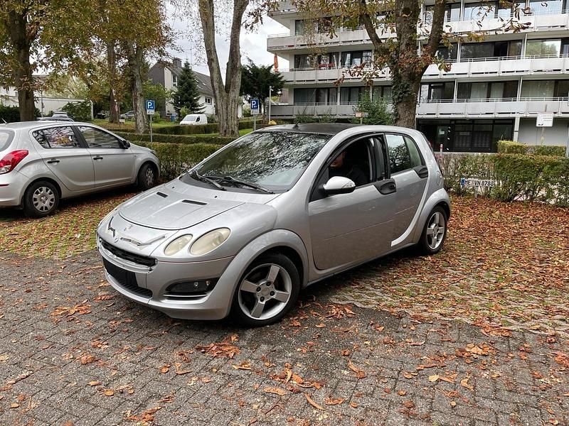 Silber Gebraucht 2005 Smart ForFour Kleinwagen | 500 € (Superpreis) - Bild 1/4