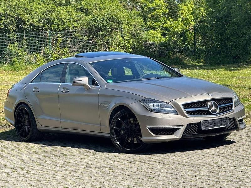 Gebraucht Mercedes CLS63 AMG AMG 525 PS (386 kW) 2011 Beige Coupé