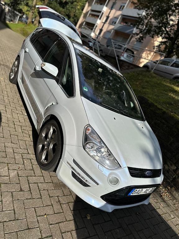 Gebraucht Ford S-MAX Titanium 200 PS (147 kW) 2012 Weiß Van / Kleinbus