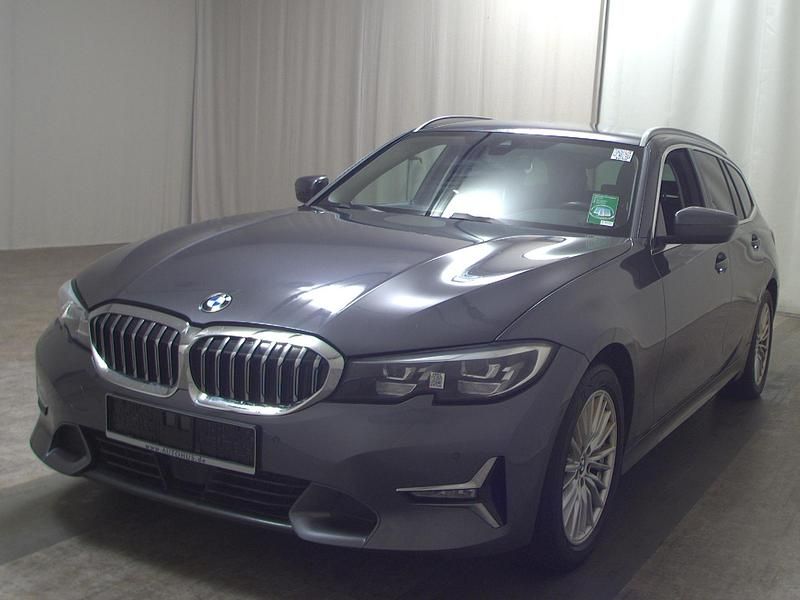 Gebraucht BMW 320 Luxury Line 190 PS (139 kW) 2021 Grau Kombi