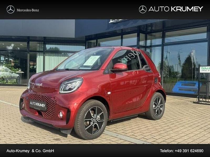 Rot Gebraucht 2024 Smart ForTwo Electric Drive Cabrio | 21.800 € (Teuer) - Bild 1/4