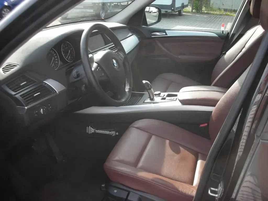 Używany BMW X5 306 KM (225 kW) 2012 Czarny SUV