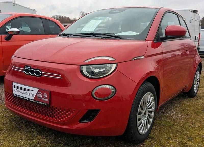 Gebraucht Fiat 500e 69 kW (95 PS) 2025 Rot Kleinwagen