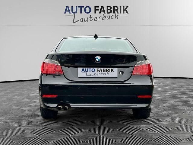 Gebraucht BMW 523 Advantage 177 PS (130 kW) 2005 Schwarz Limousine