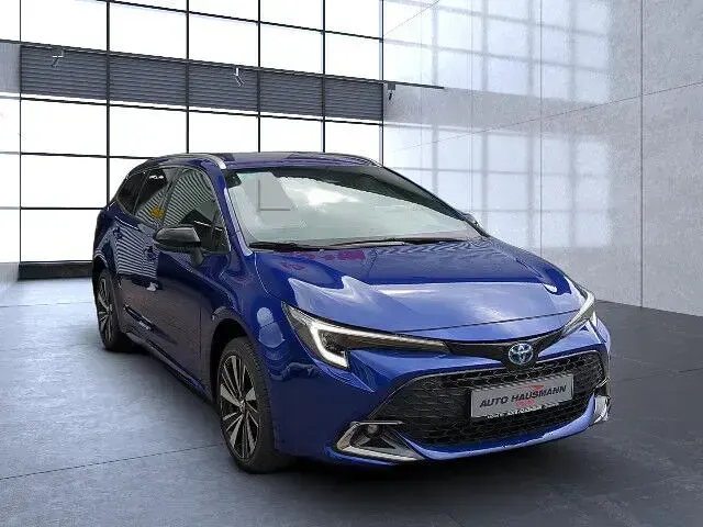 Neu Toyota Corolla 140 PS (102 kW) 2025 Juniper blue Kombi