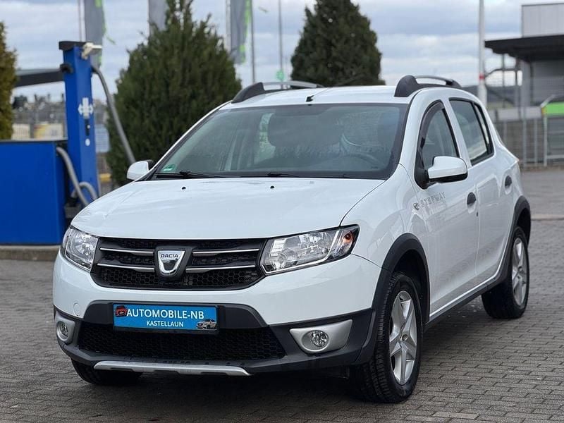 Gebraucht Dacia Sandero Prestige 90 PS (66 kW) 2016 Weiß Limousine