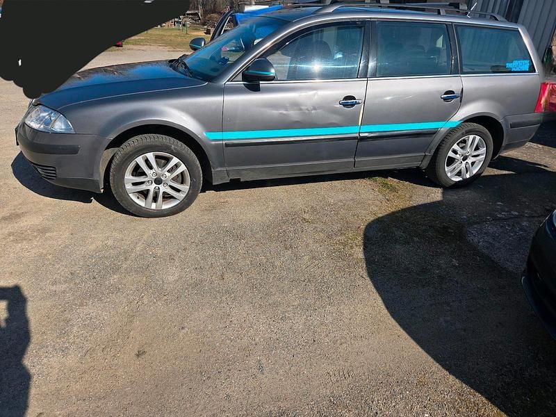 Usata VW Passat 131 CV (96 kW) 2005 Station wagon