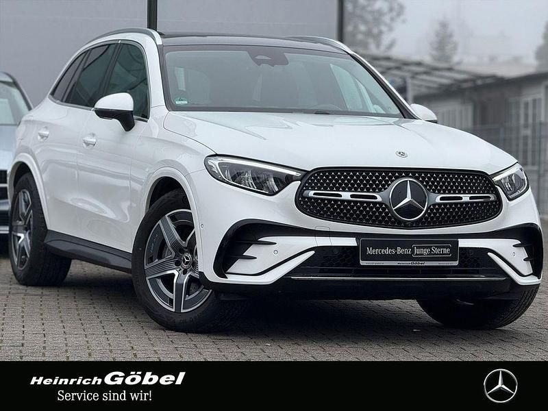 Gebraucht Mercedes GLC200 AMG 204 PS (150 kW) 2025 Weiß SUV