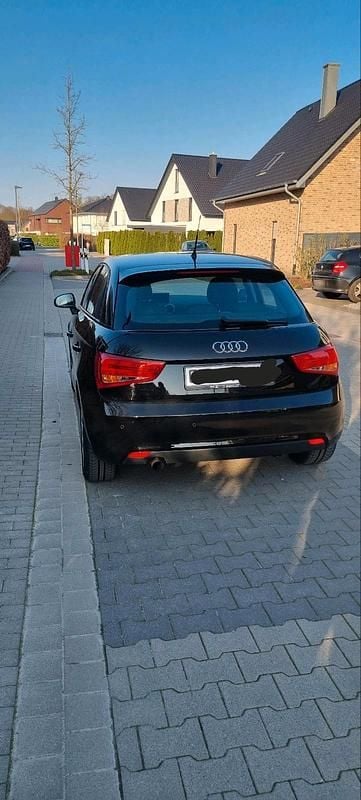 Gebraucht Audi A1 Sportback 90 PS (66 kW) 2013 Schwarz Kleinwagen
