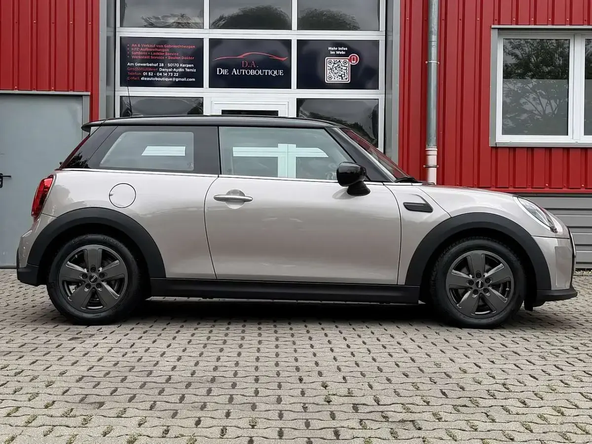 Brugt Mini Cooper Classic 136 HK (100 kW) 2022 Grå Hatchback