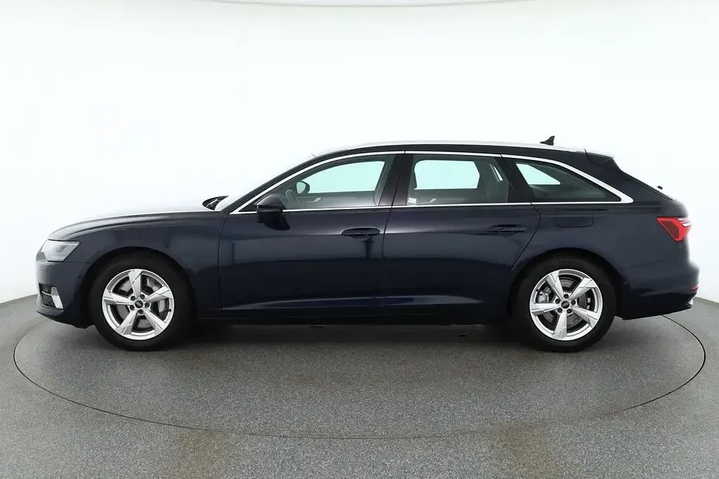 Gebraucht Audi A6 Sport 299 PS (219 kW) 2022 Blau Kombi
