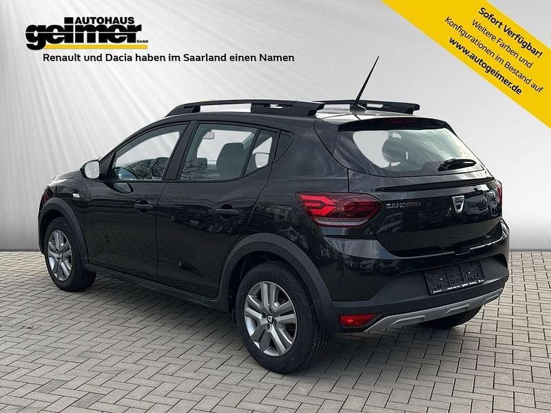 Gebraucht Dacia Sandero Essentiel 91 PS (66 kW) 2021 Schwarz Limousine