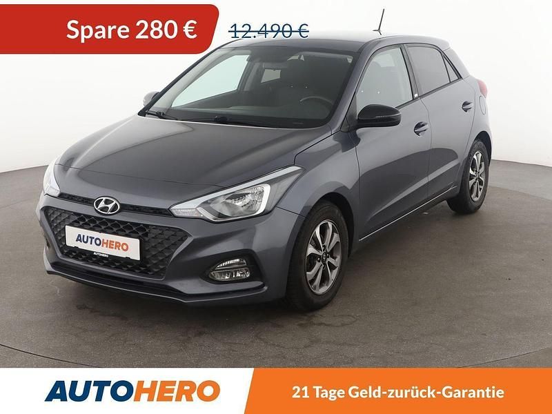Grau Gebraucht 2019 Hyundai i20 YES! Kleinwagen | 11.900 € (Fairer Preis) - Bild 1/3